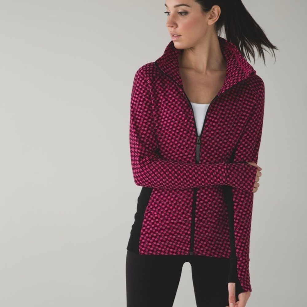 Lululemon Radiant‎ Jacket in Deep Dive Berry Rumble Black Women's 6